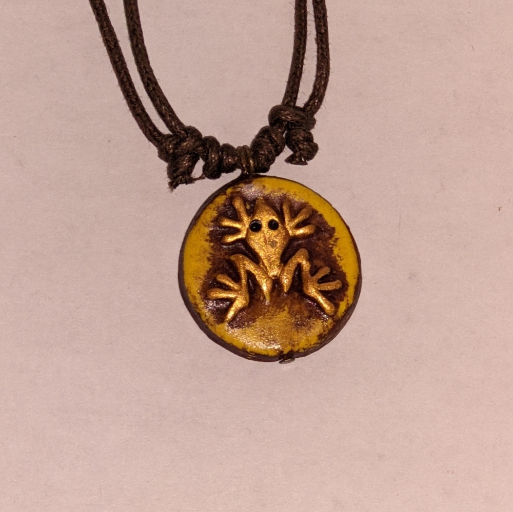 Frog Necklace - Picture 2 of 2